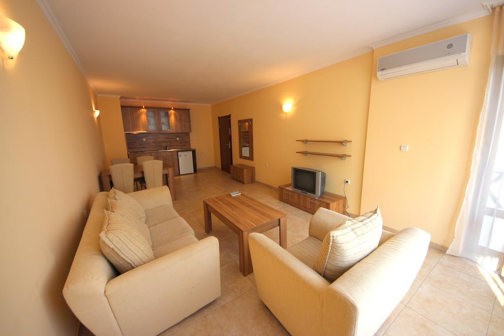 Menada Sea Regal Apartments Sunny Beach Exterior photo